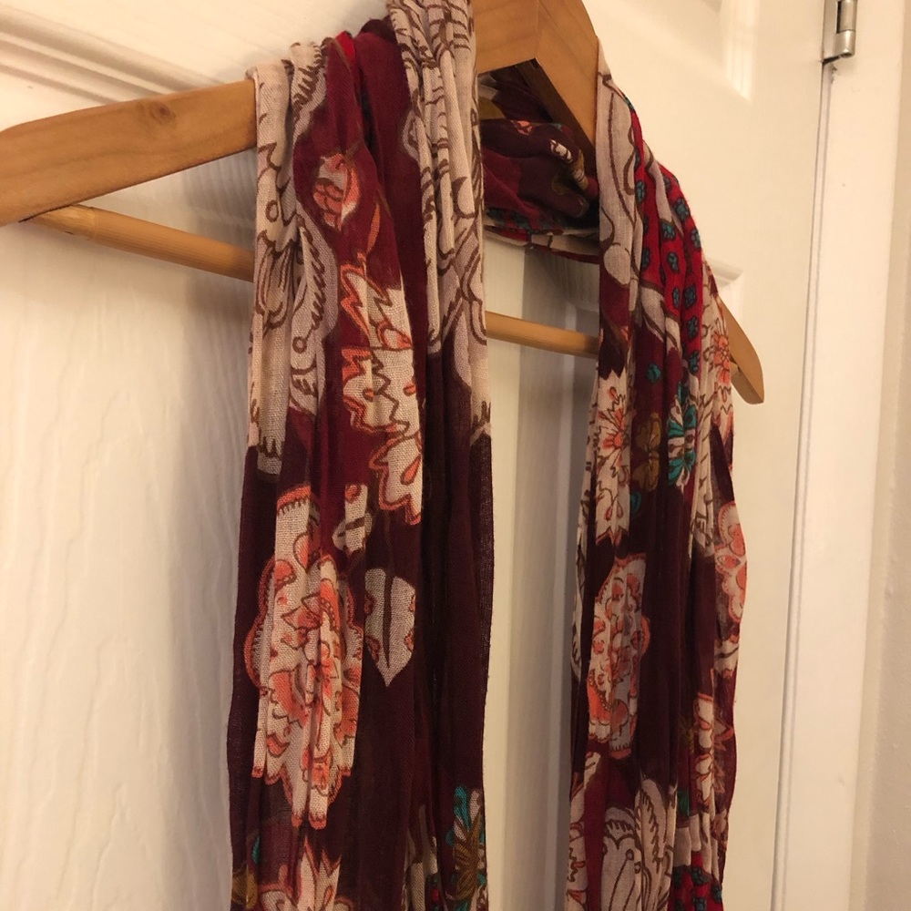 Old Navy Scarf